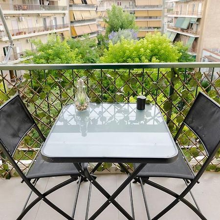 Cosy Apartment 700M From Acropolis Athen Eksteriør billede